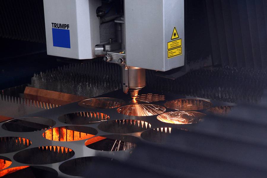 Laser cutting at Bechtold GmbH